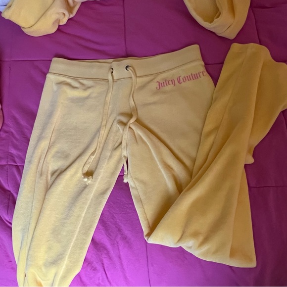 SOLD ON MY DEPOP - Picture 7 of 8